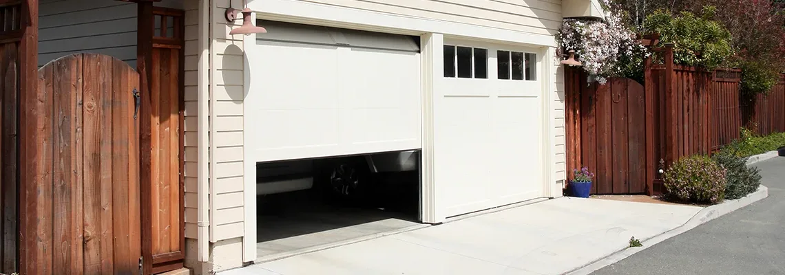 Repair Garage Door Won't Close Light Blinks in Granite City, Illinois